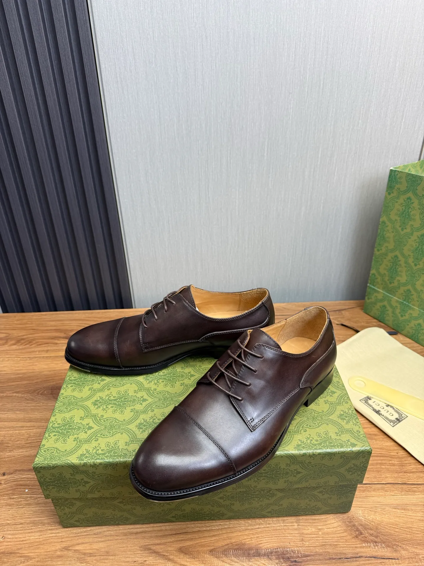 Men's shoes 💰680💰 GUCCI Gucci. Men's business casual leather shoes, all made of imported original brand leather, just to create a more comfortable wearing experience. Upper: original cowhide + imported cowhide lining, original non-slip and wear-resistant outsole ✔️36-45 (38.45 non-refundable)